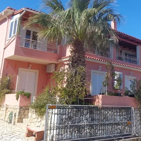Angelina's Helmata Vakantiehuis